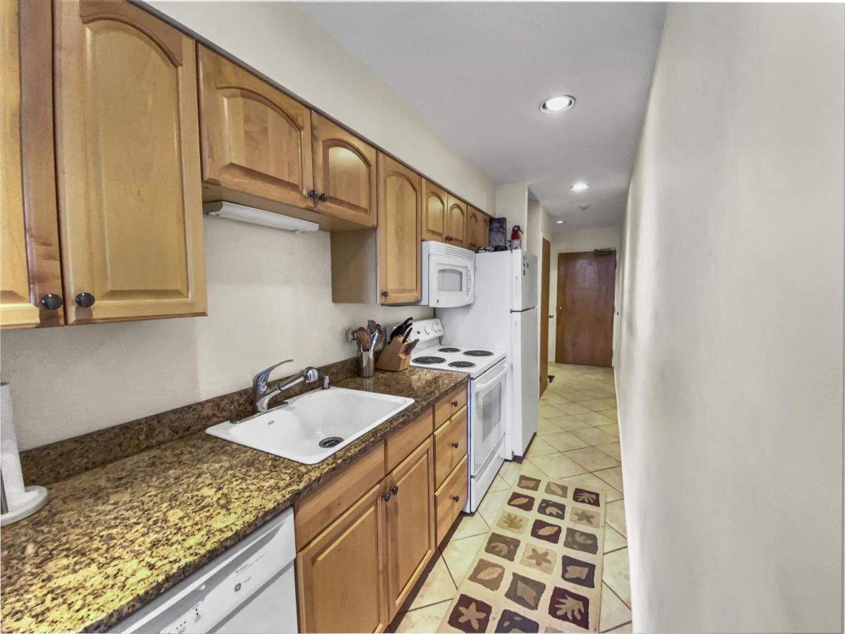208 Village Gate Condo Warren Bagian luar foto