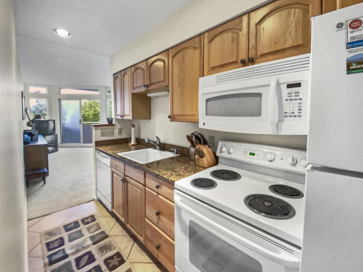 208 Village Gate Condo Warren Bagian luar foto
